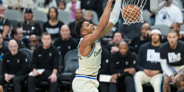 九游体育下载-TA记者：雄鹿管理层从未真正与字母哥追求者进行过反报价谈判