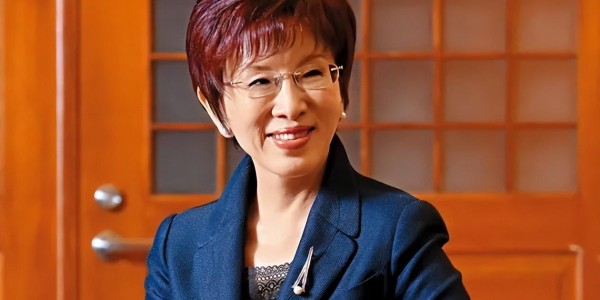 抓捕洪秀柱？民进党表态后，没想到，洪秀柱在大陆还有“大动作”